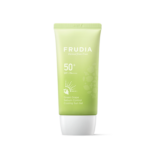 FRUDIA Green Grape Sebum Control Sun Gel offers sun protection and oil control in one. Enriched with Green Grape Extract and Niacinamide, it helps reduce shine and brighten skin. The lightweight gel absorbs quickly, hydrating without stickiness. Ideal for oily and combination skin.