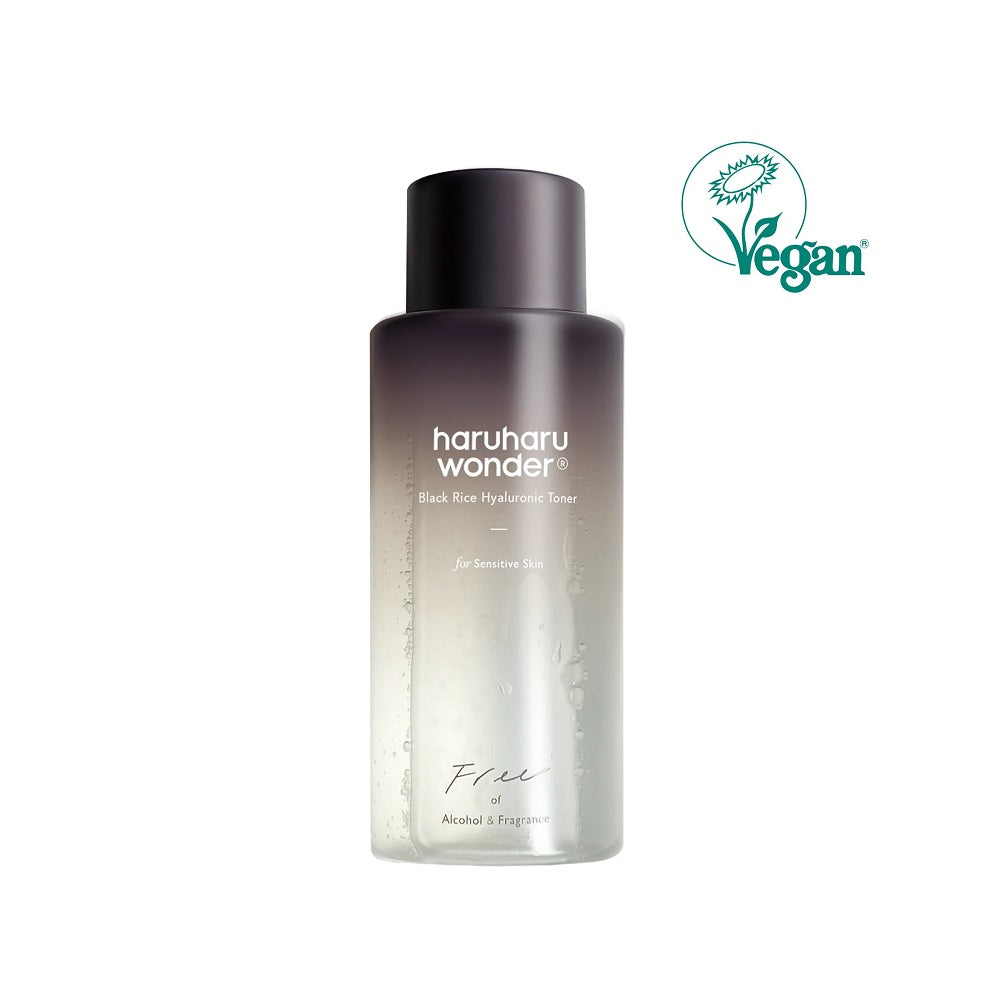 HARUHARU WONDER Black Rice Hyaluronic Toner for Sensitive Skin is a gentle, hydrating toner specially formulated for delicate and easily irritated skin. Infused with Black Rice Extract and Hyaluronic Acid, it delivers deep hydration and improves skin elasticity. Panax Ginseng Root Extract and Aspergillus Ferment provide nourishment and revitalization, while Beta-Glucan and Scutellaria Baicalensis Root Extract soothe and calm sensitivity. Its lightweight texture absorbs quickly, leaving skin soft, balanced,
