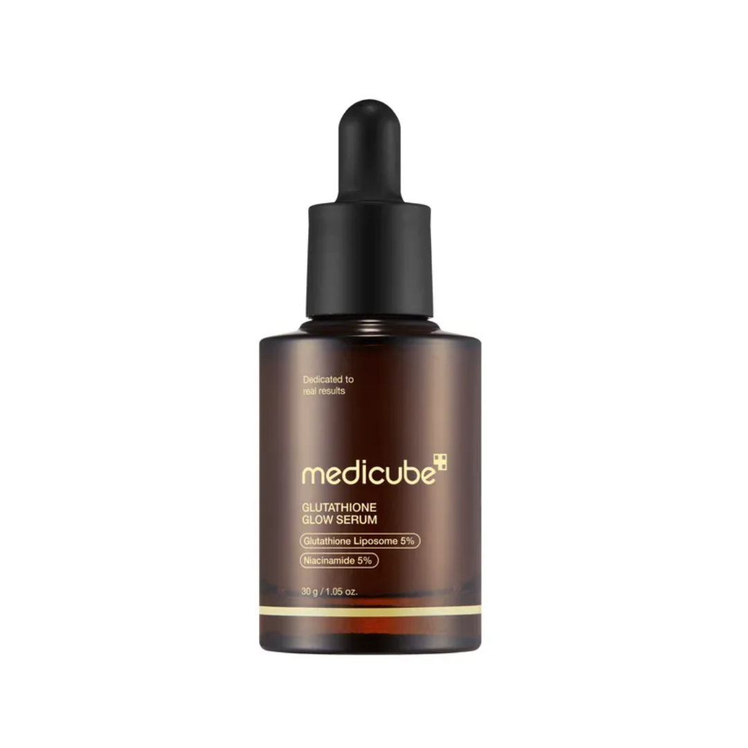 MEDICUBE Glutathione Glow Serum is designed to brighten and hydrate your skin. Featuring Glutathione and Niacinamide, this serum targets dark spots and evens out skin tone for a radiant complexion. It’s enriched with multiple forms of Hyaluronic Acid to provide deep hydration, helping to smooth fine lines and plump the skin. Ideal for daily use, this serum suits all skin types and is perfect for achieving a luminous, healthy glow.