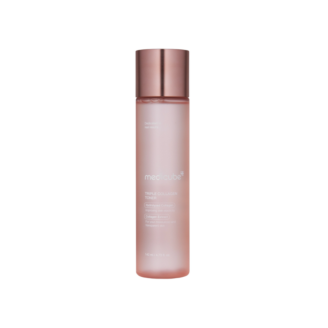 MEDICUBE Triple Collagen Toner is a revitalizing toner crafted to enhance skin elasticity and moisture. It is packed with various forms of Collagen and Hyaluronic Acid, ensuring deep hydration and visible firmness. Ingredients like Niacinamide and Adenosine work to brighten and smooth the skin, supporting a youthful glow.