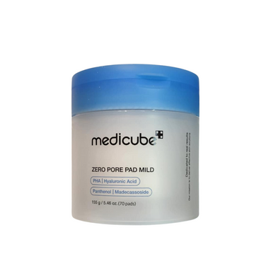 MEDICUBE Zero Pore Pad Mild is designed to gently yet effectively refine pores and improve skin texture. These pre-soaked pads are enriched with a blend of natural extracts such as Pear Fruit, Centella Asiatica, and Rosa Damascena Flower Water, which soothe and hydrate the skin while reducing irritation. The formula includes multiple forms of Hyaluronic Acid, ensuring deep hydration without leaving any greasy residue. Ideal for daily use, these pads help to maintain a clear, smooth complexion by balancing m