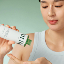 Load image into Gallery viewer, PURITO SEOUL Wonder Releaf Centella Toner Unscented 200ml